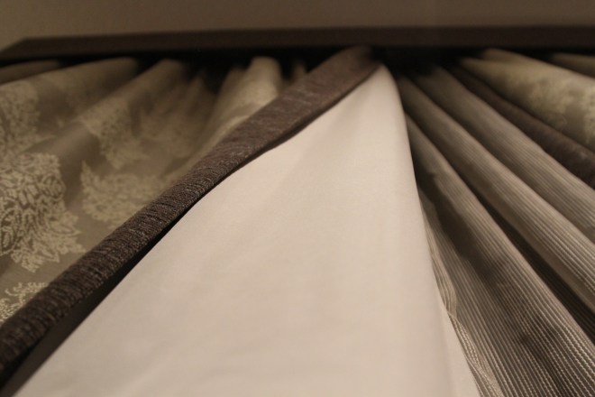 Curtains with lining